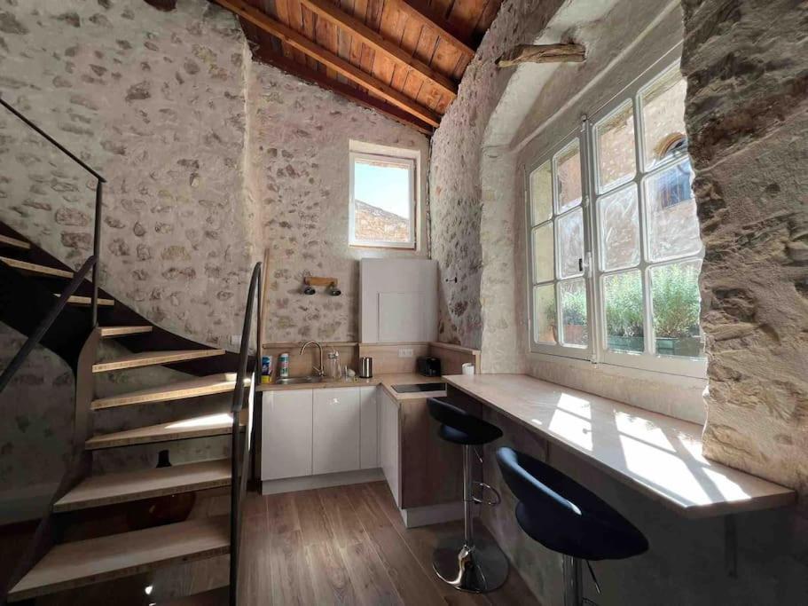 Loft En Plein Coeur Du Village Hébergement de vacances